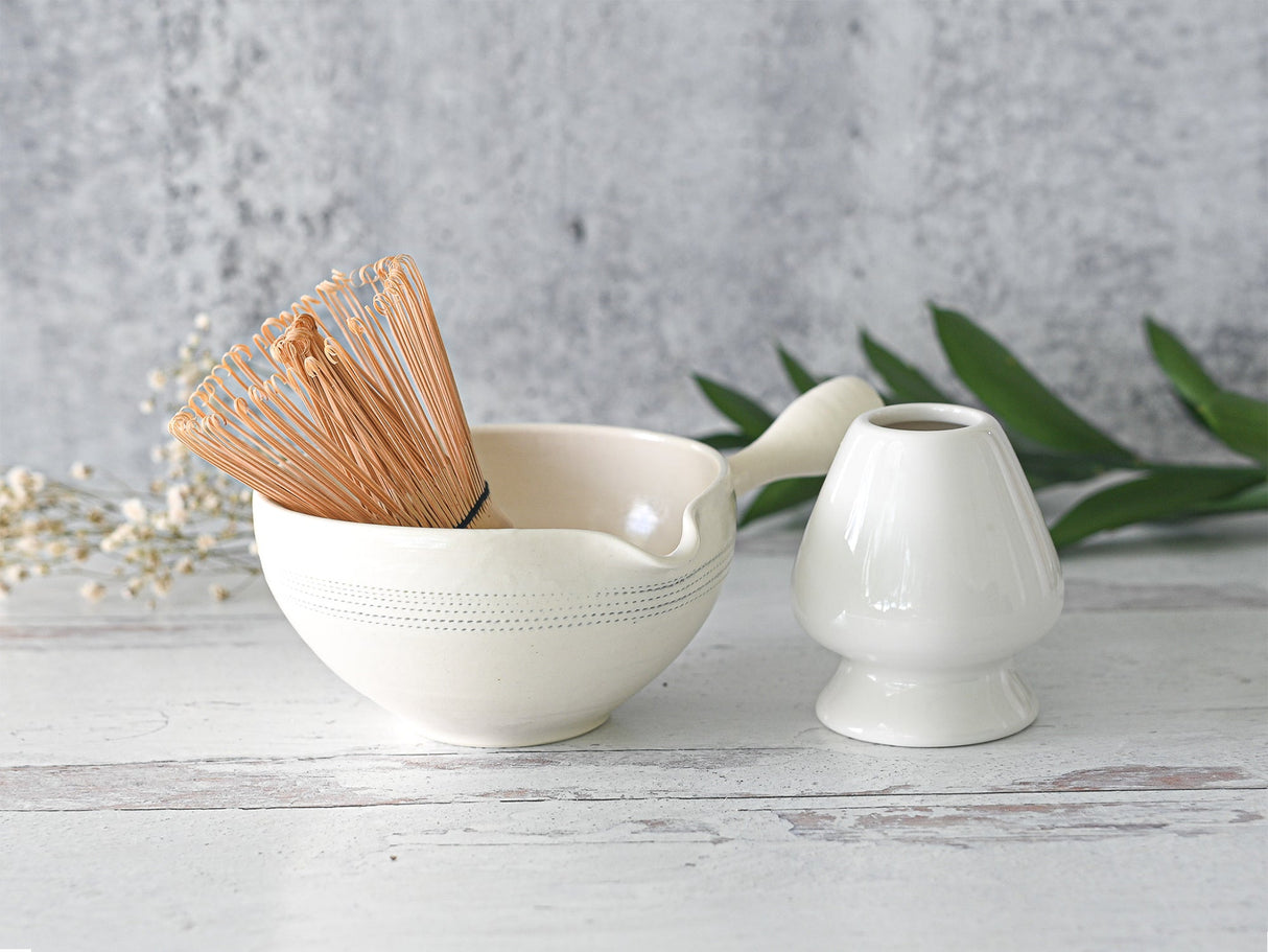 White Striped Matcha Bowl with Spout Set