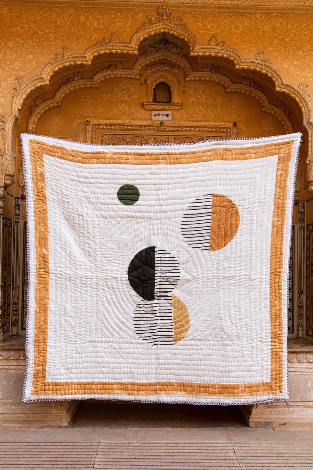 Horizon Quilt (Reversible) | Artisanal Handmade Bedding Sets