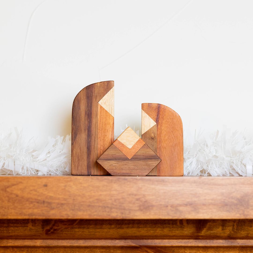 Holy Family Modern Wood Nativity Scene - Sumiye Co