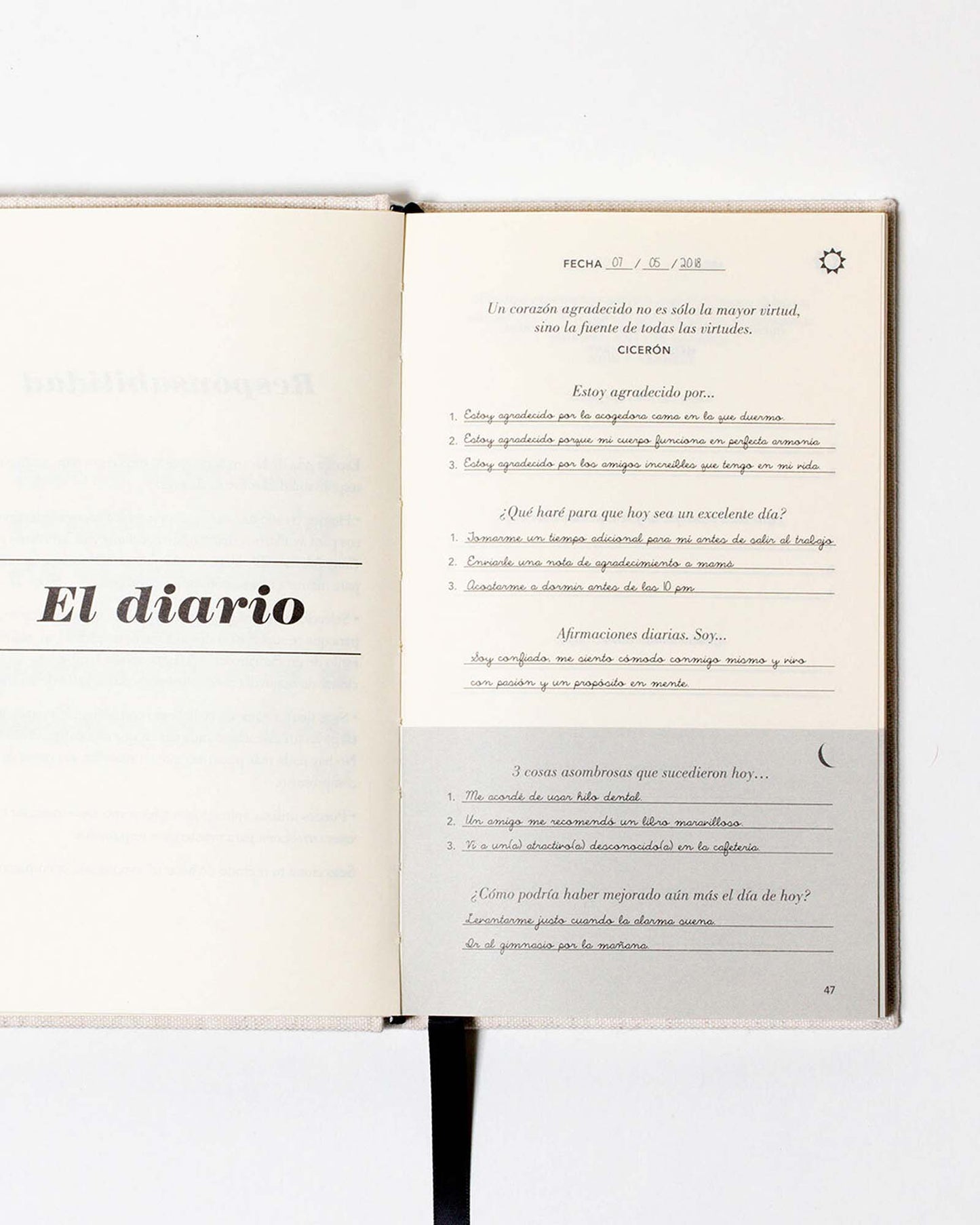 Mi Diario en Cinco Minutos (Spanish Five Minute Journal) by Intelligent Change