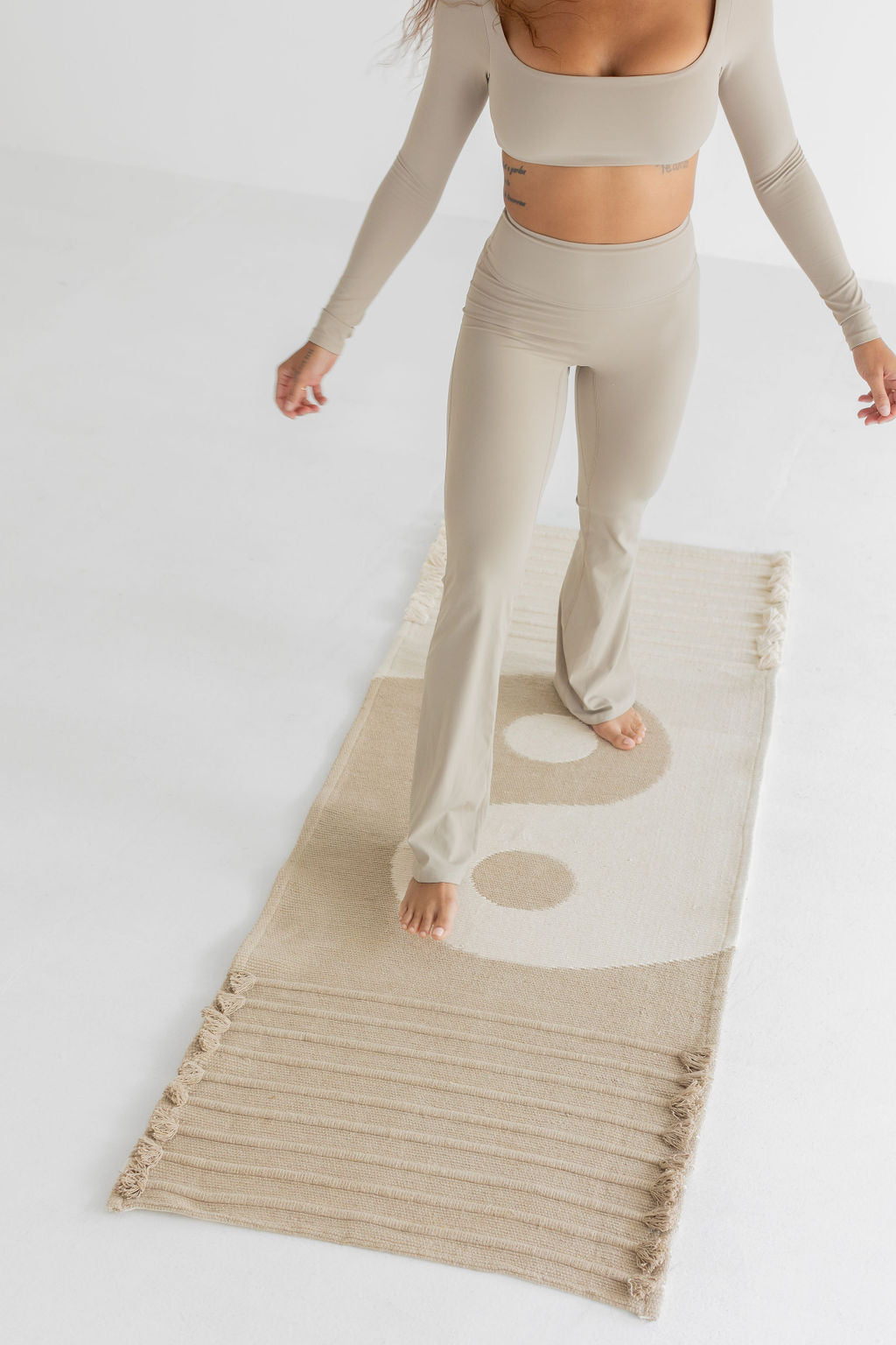 Yin-Yang Clay - Naturally Dyed Herbal Yoga Mat 7mm - Sumiye Co