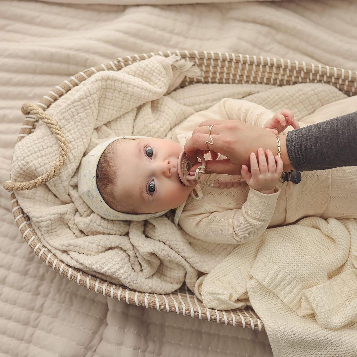 Organic Cotton Luxury Knit Baby Blanket - Sumiye Co