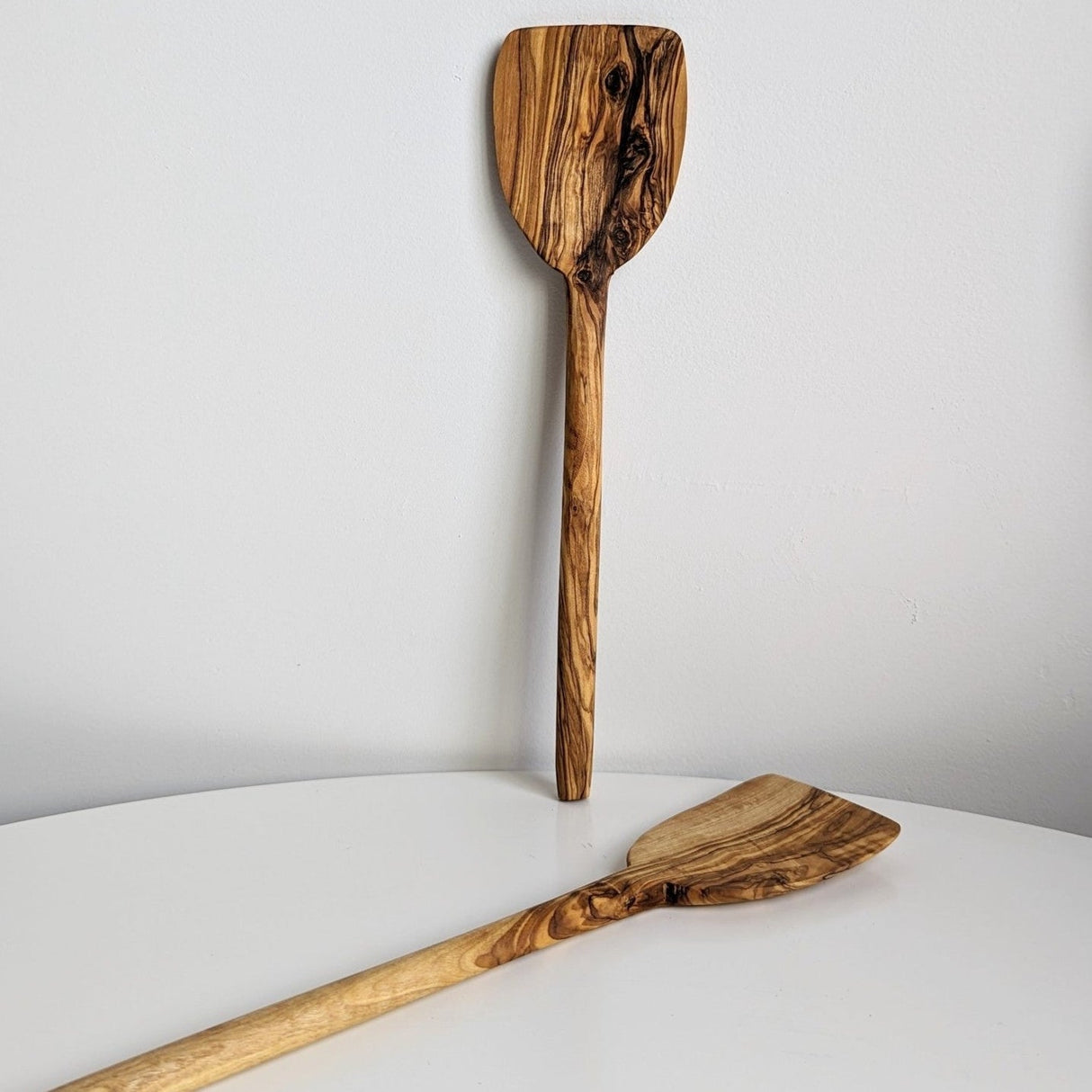 Gharyan Olive Wood Pancake Spatula | Tunisia - Sumiye Co