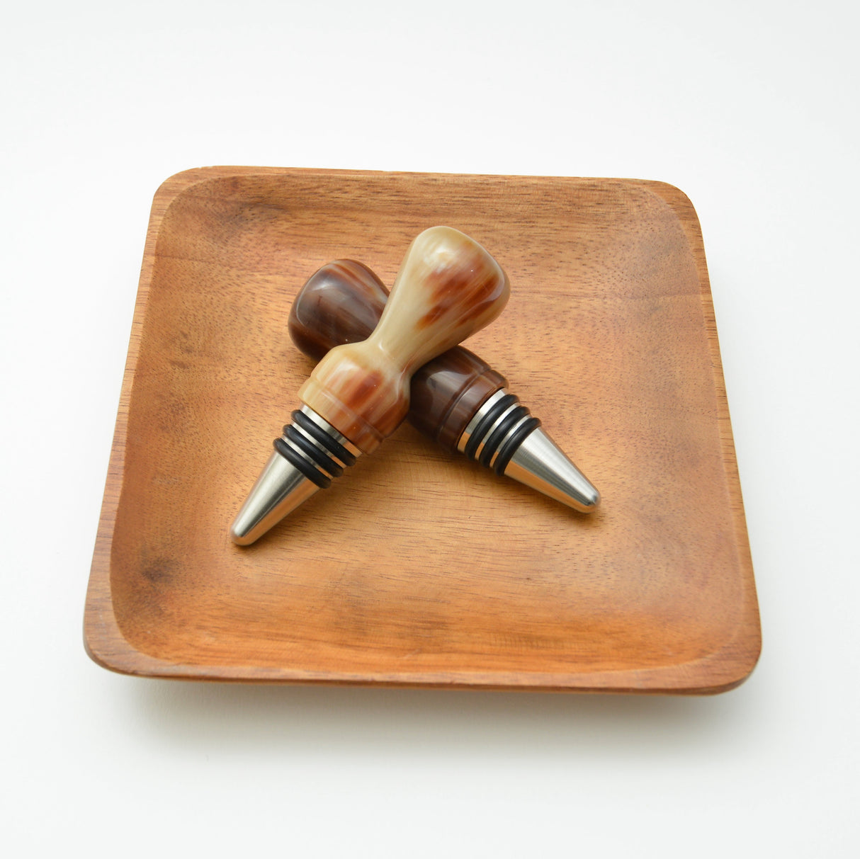 Horn Chapeau Wine Stopper | Ethically Made