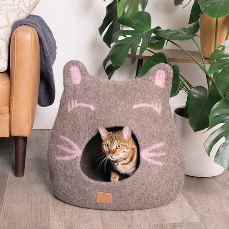 Girl Cat Design | Ear Style Cave - Sumiye Co