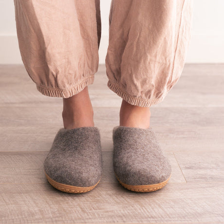 Earth Brown | Luxury Organic Merino Wool Slippers - Sumiye Co