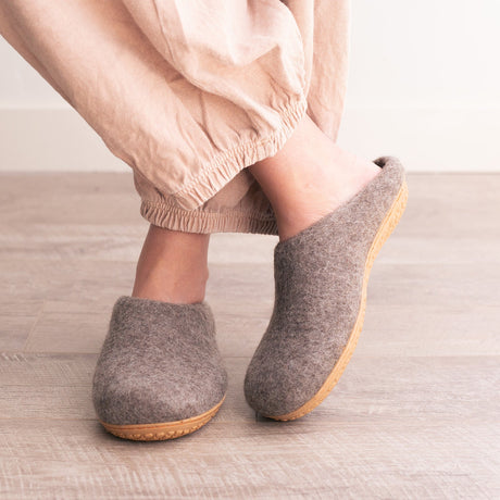 Earth Brown | Luxury Organic Merino Wool Slippers - Sumiye Co