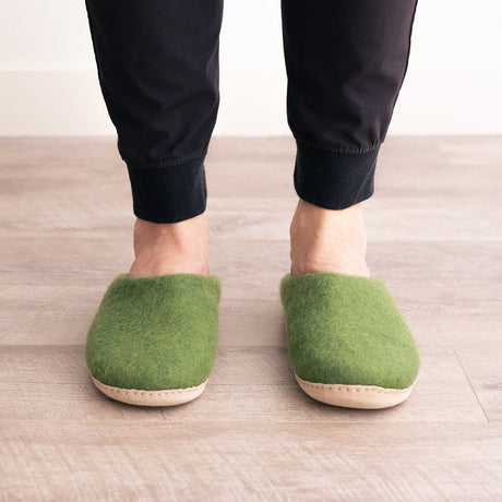 Forest Green | Mens Organic Merino Wool Slippers - Sumiye Co