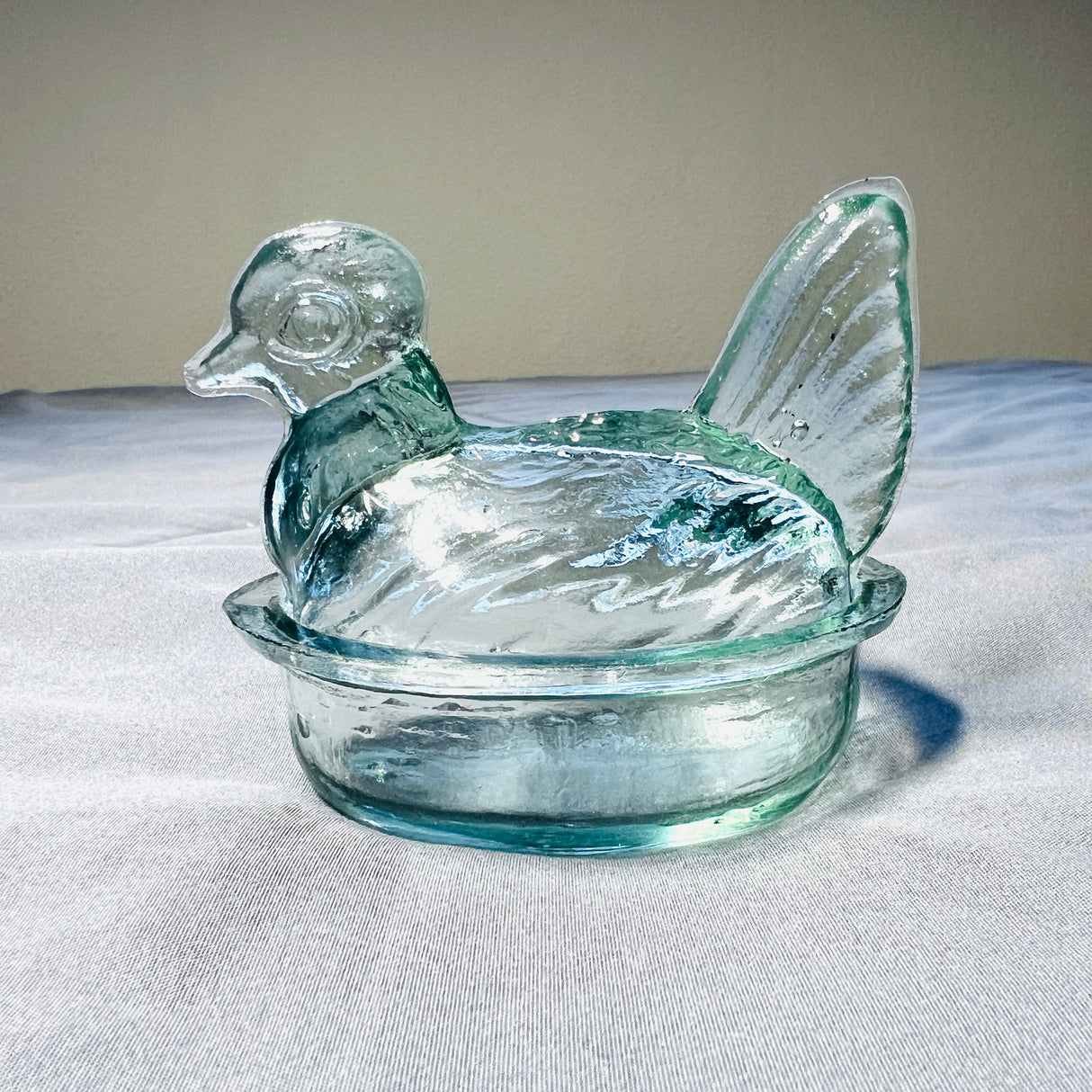 Nesting Hen Bowl & Lid - Clear | Hand Blown Glass - Colombia