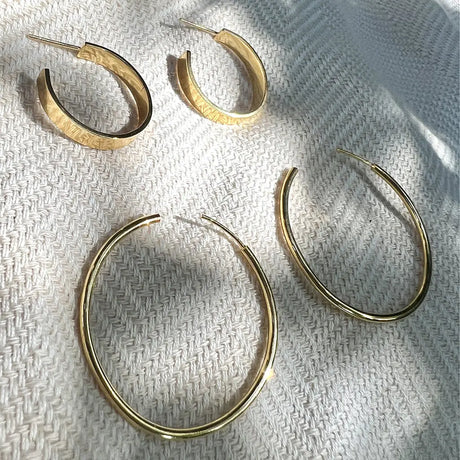 Chunky Bombshell Hoop Earrings-1