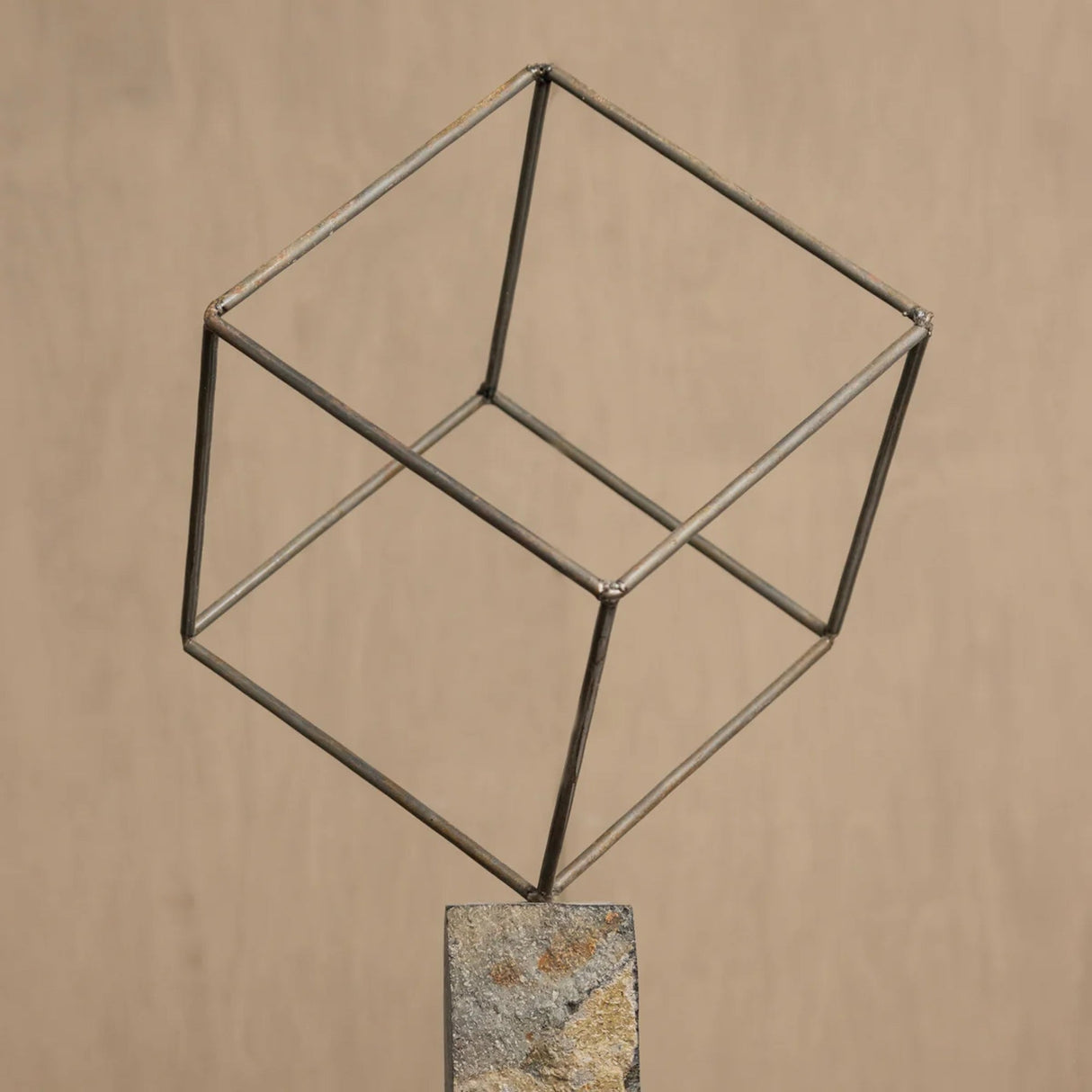 Escultura de cubo único