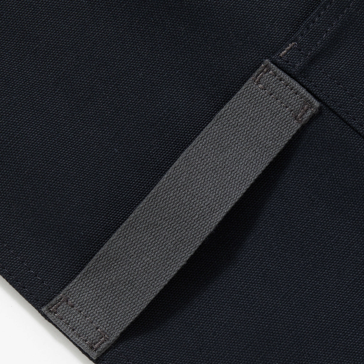 The All Day Crossback Apron - Midnight Blue