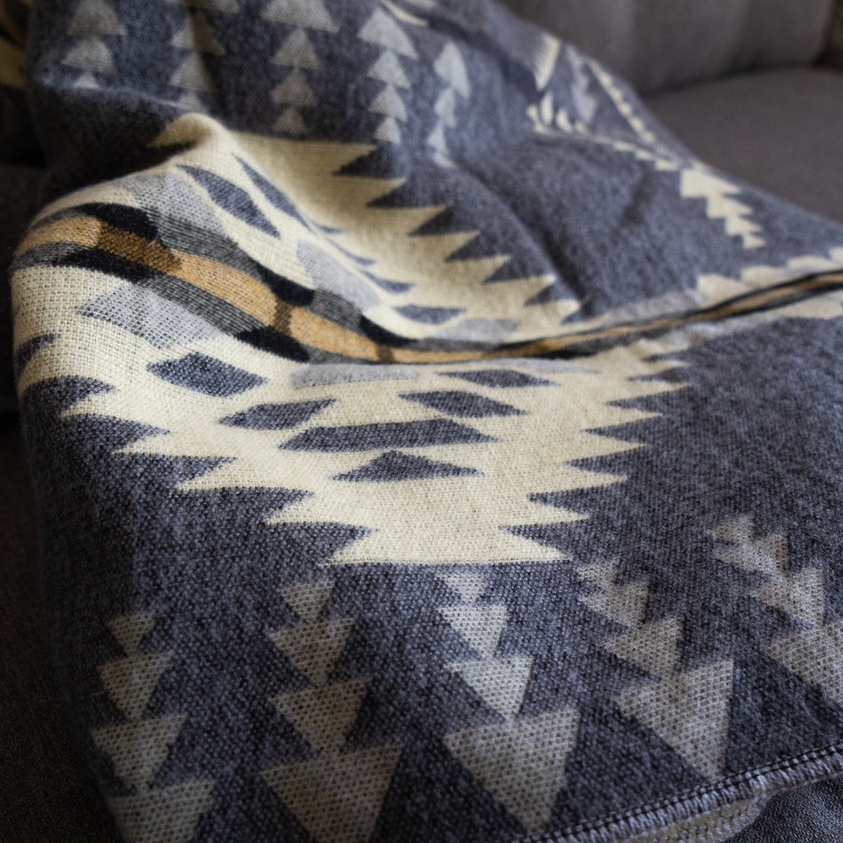 Andean Alpaca Wool Blanket - Cloud by Alpaca Threadz - Sumiye Co