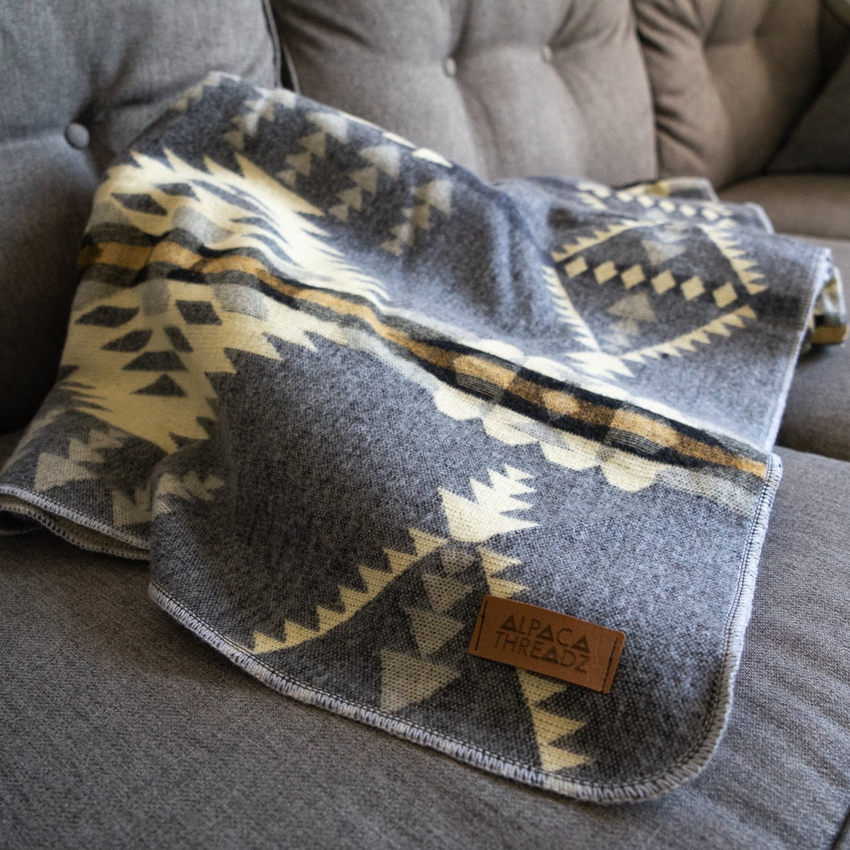 Andean Alpaca Wool Blanket - Cloud by Alpaca Threadz - Sumiye Co