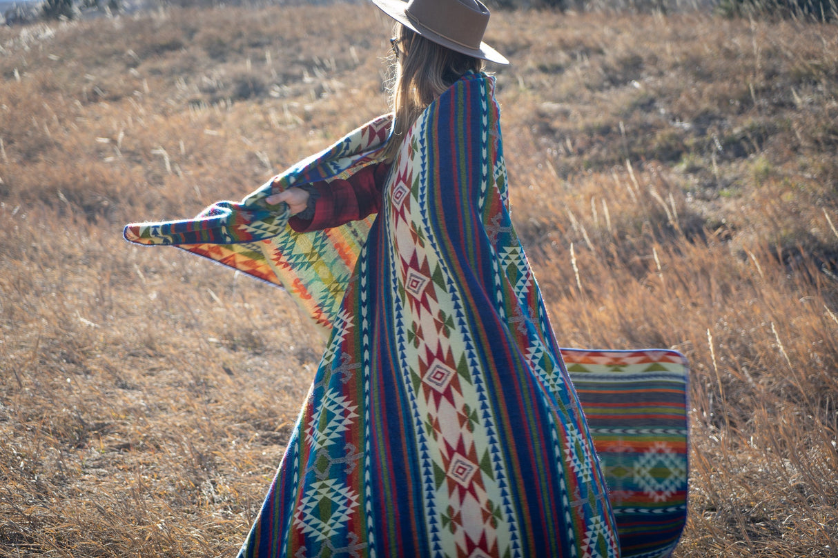 Alpaca Wool Reversible Blanket - Galapagos 90" x 78” - Sumiye Co