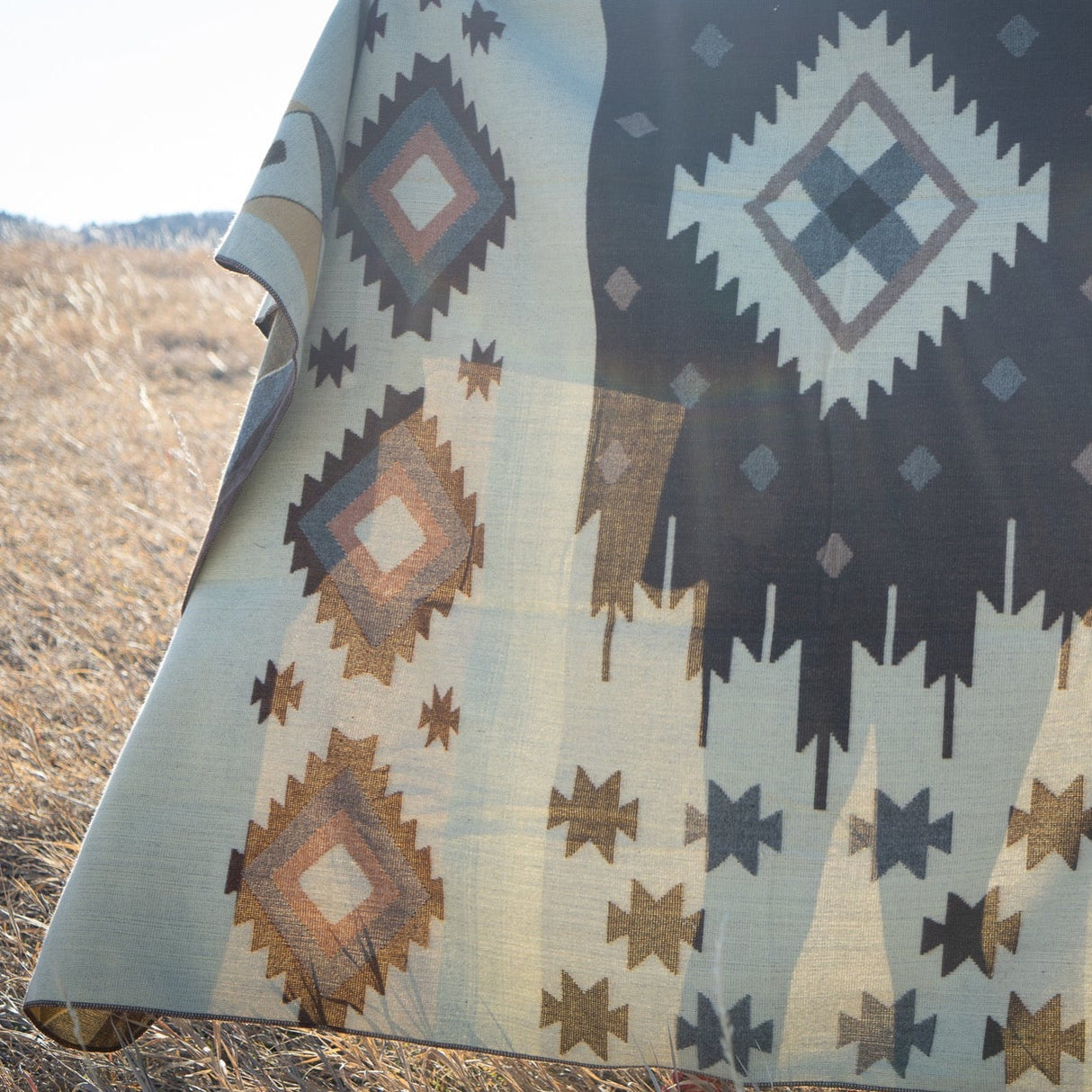 Alpaca Wool Reversible Blanket - Mojave 90" x 78” - Sumiye Co