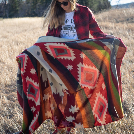 Alpaca Wool Reversible Blanket - Rojo 90" x 78” - Sumiye Co