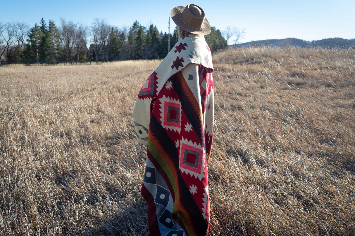 Alpaca Wool Reversible Blanket - Rojo 90" x 78” - Sumiye Co