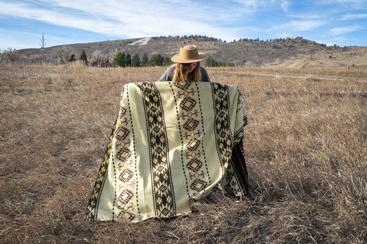 Andean Alpaca Wool Blanket - Cactus by Alpaca Threadz - Sumiye Co