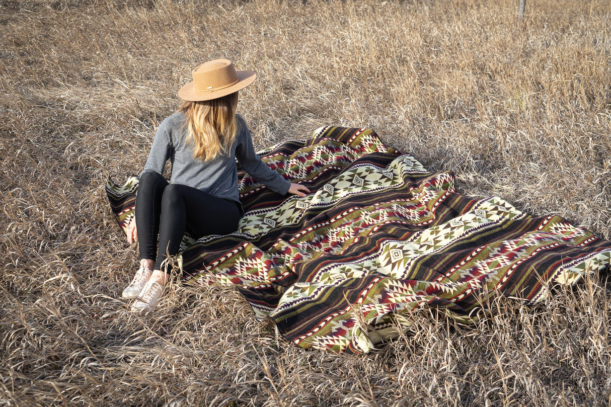 Andean Alpaca Wool Blanket - Cactus by Alpaca Threadz - Sumiye Co