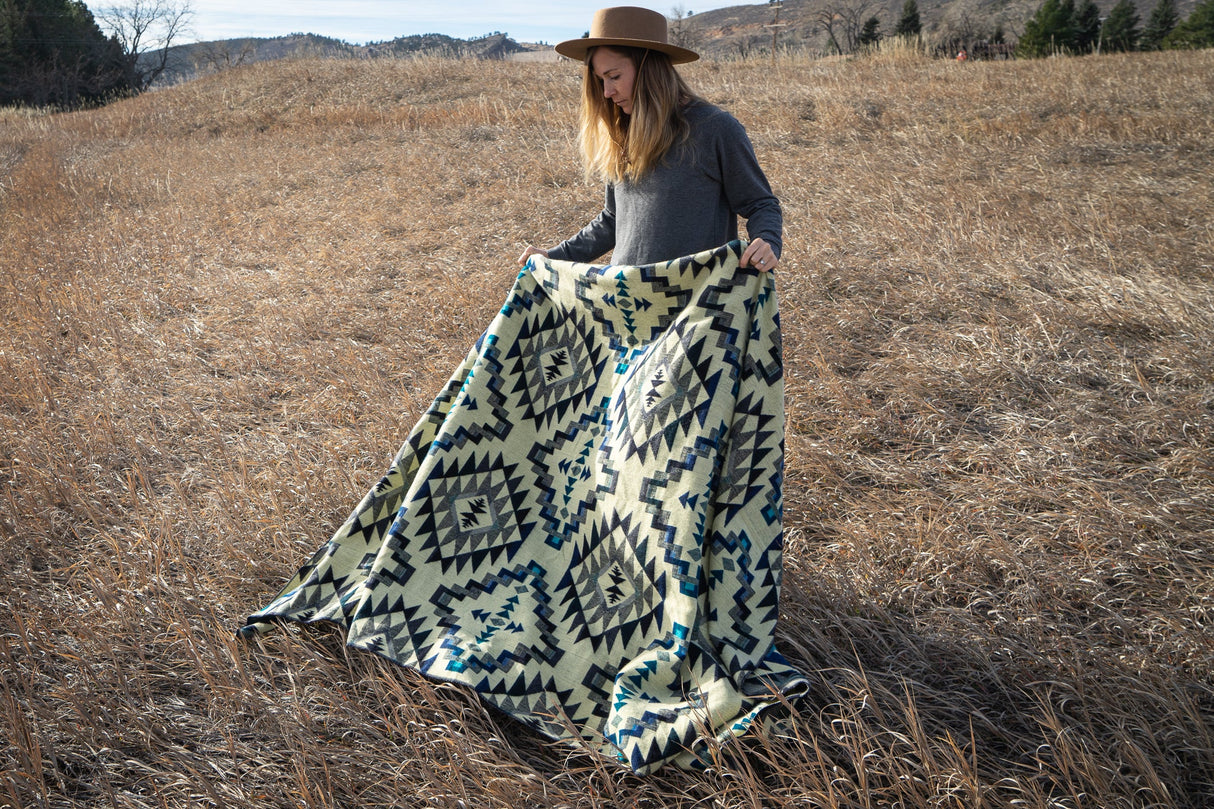 Alpaca Wool Reversible Blanket - Blue Chakana 90" x 78” - Sumiye Co