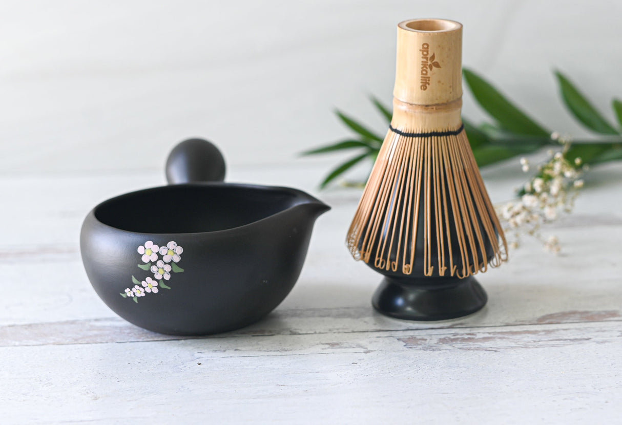 Black Flowers Matcha Bowl with Spout Set | Tea Ceremony