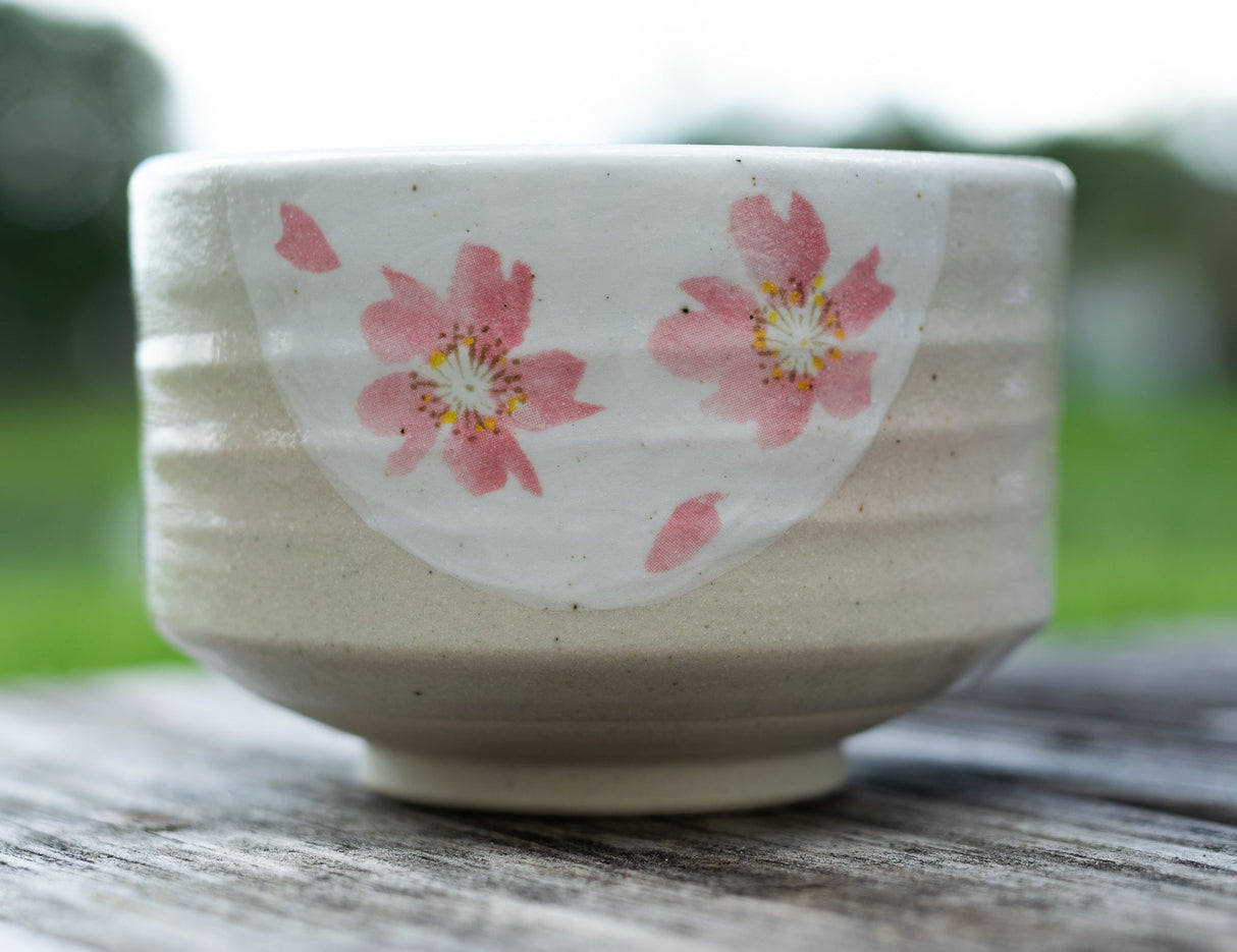 Beige Flowers Matcha Set | Tea Ceremony