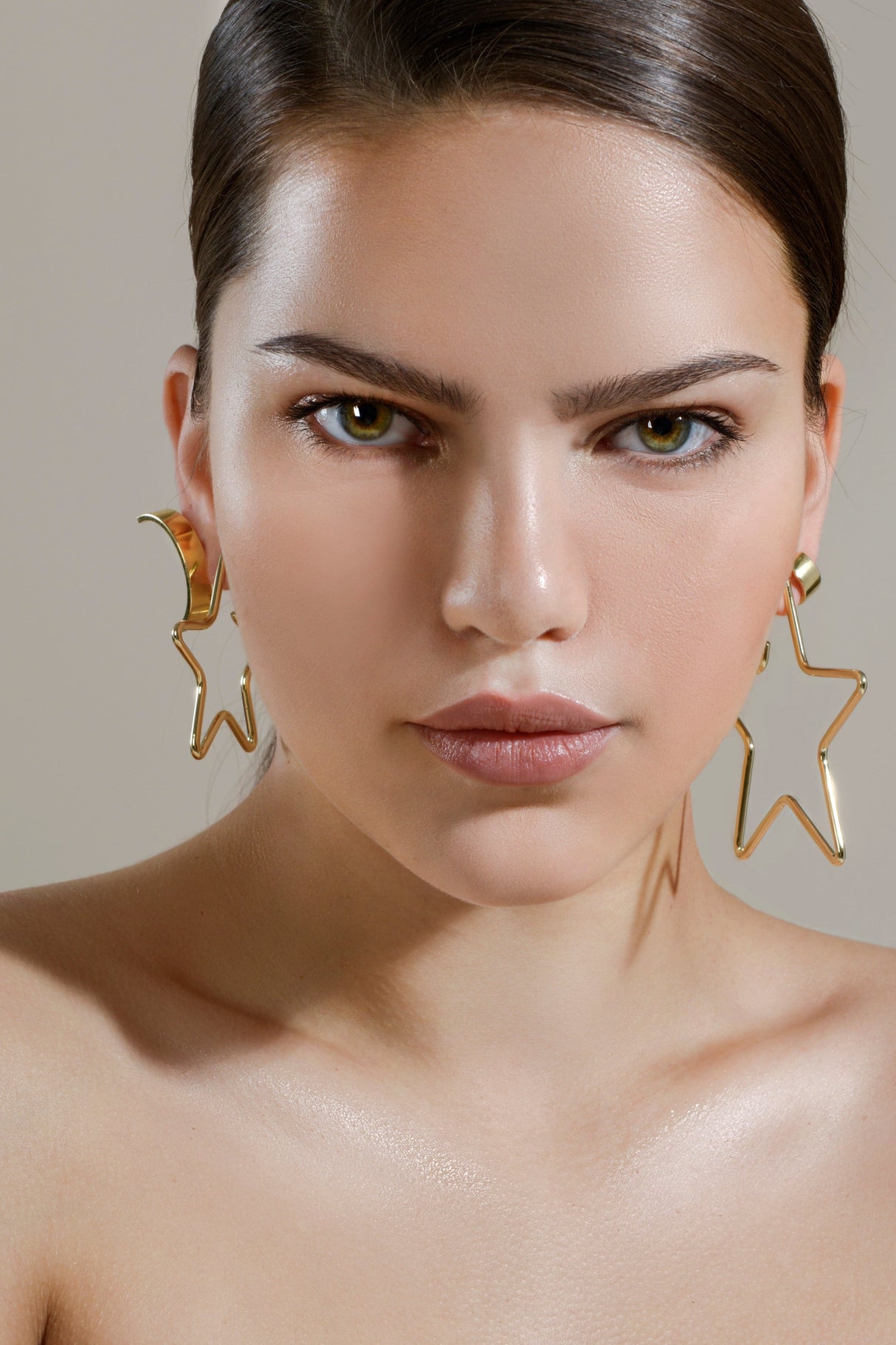 Medium Full Star Earrings - Sumiye Co