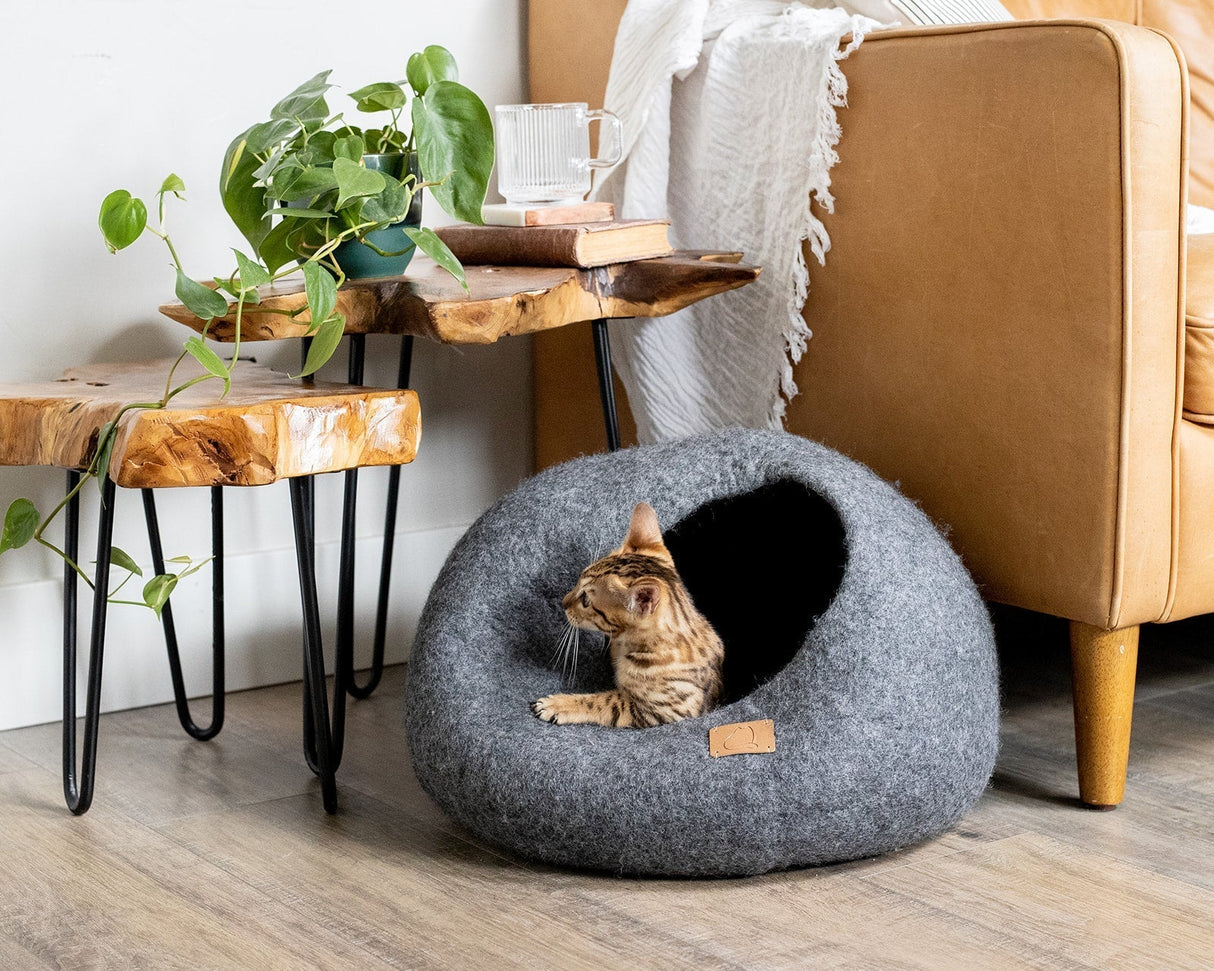 Premium Felted Wool Cat Cave Bed - Stone Gray - Sumiye Co