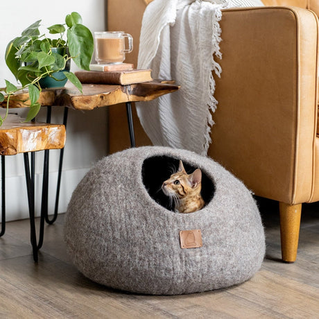 Premium Felted Wool Cat Cave Bed - Earth Brown - Sumiye Co