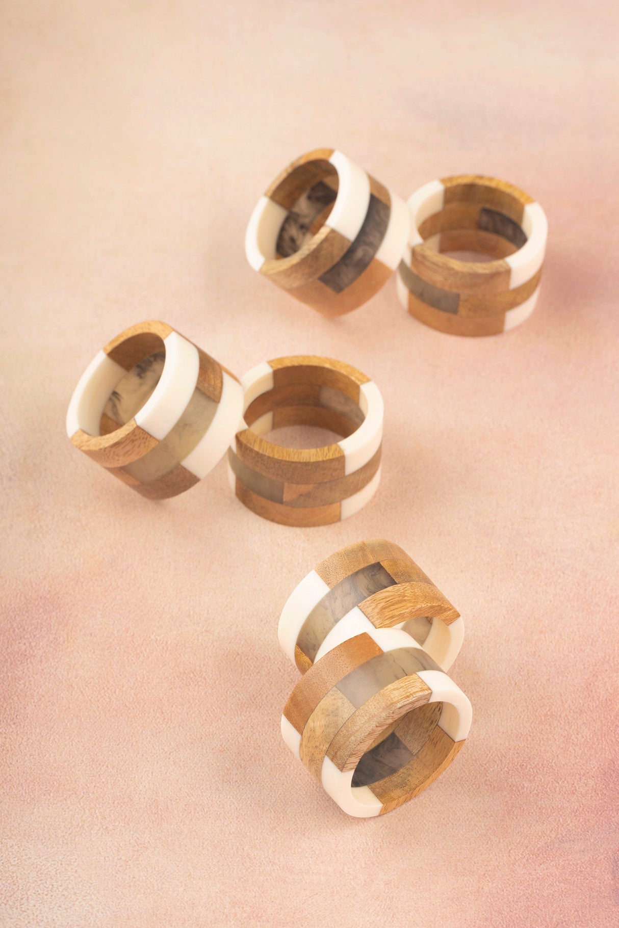 Travis Wooden Napkin Rings, Set of 6 ( Brown & Ivory ) - Sumiye Co