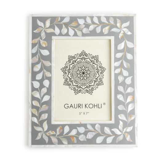 Mother of Pearl Picture Frame - Grey 5" x 7"