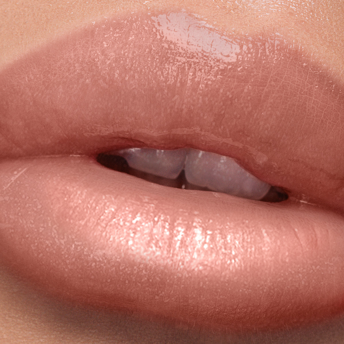 Plush Shine Lip Gloss - Gossamer - Sumiye Co