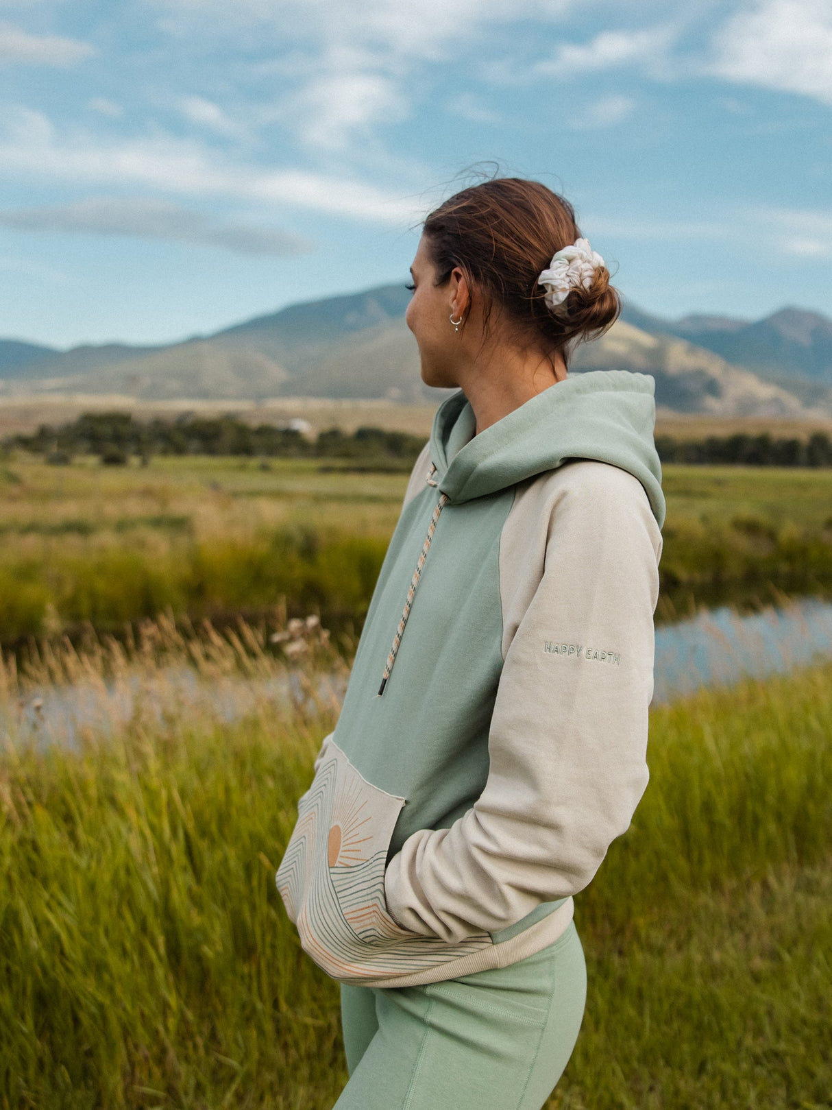 Sudadera con capucha Rainbow Mountains de Happy Earth