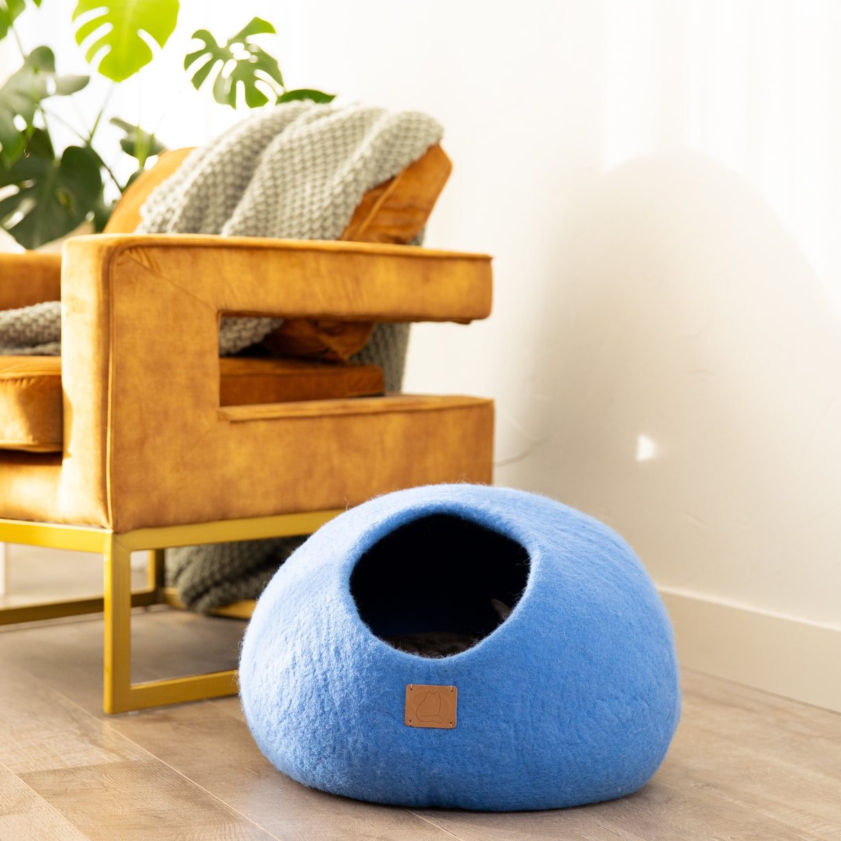 Premium Felted Wool Cat Cave Bed - Sky Blue - Sumiye Co