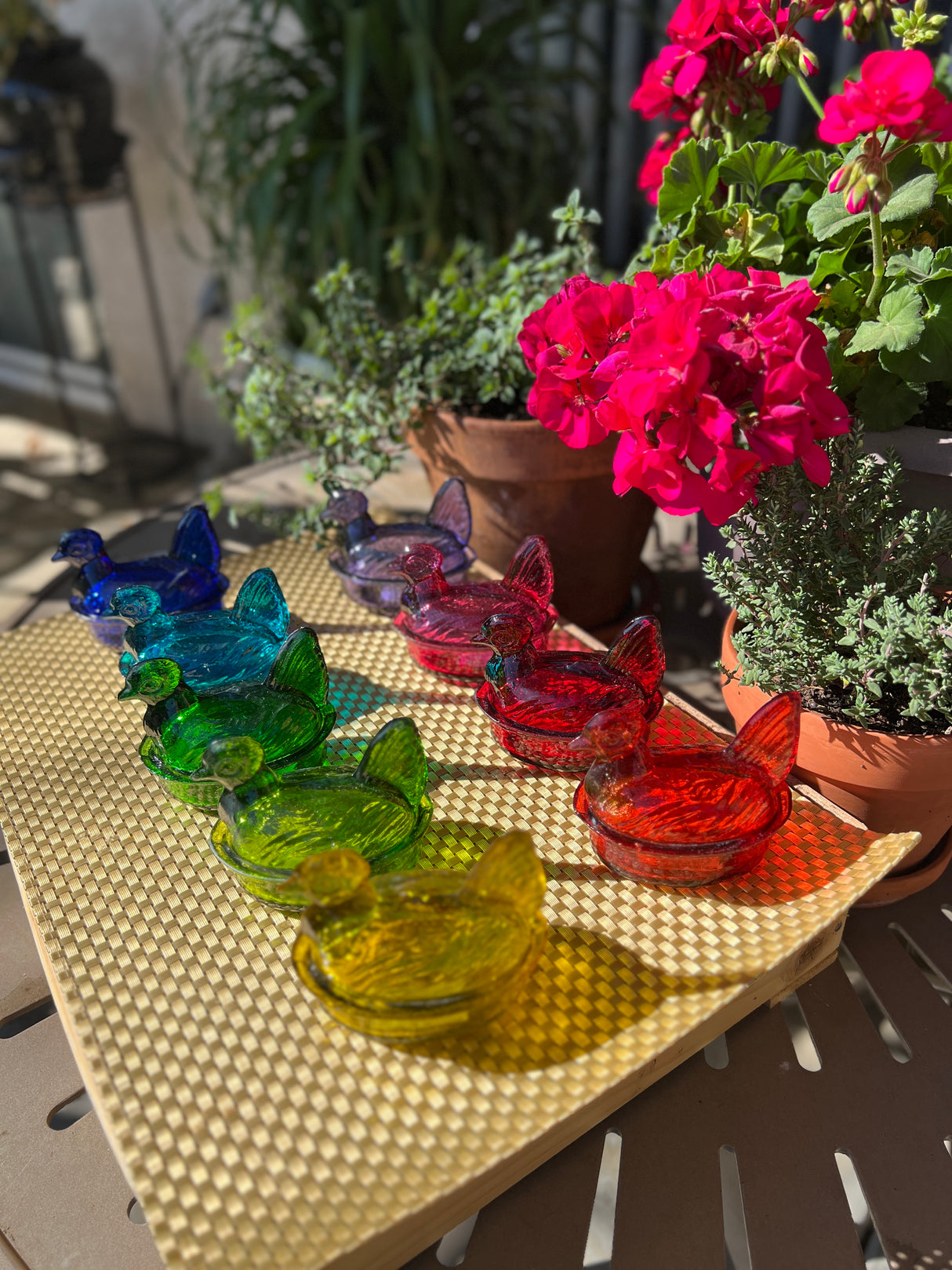 Nesting Hen Bowl & Lid - Cobalt | Hand Blown Glass - Colombia