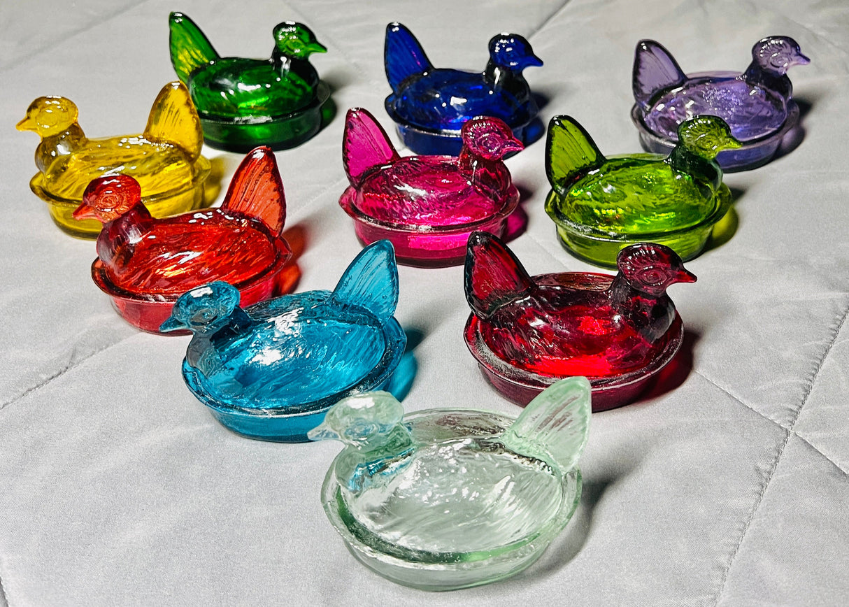 Nesting Hen Bowl & Lid - Clear | Hand Blown Glass - Colombia