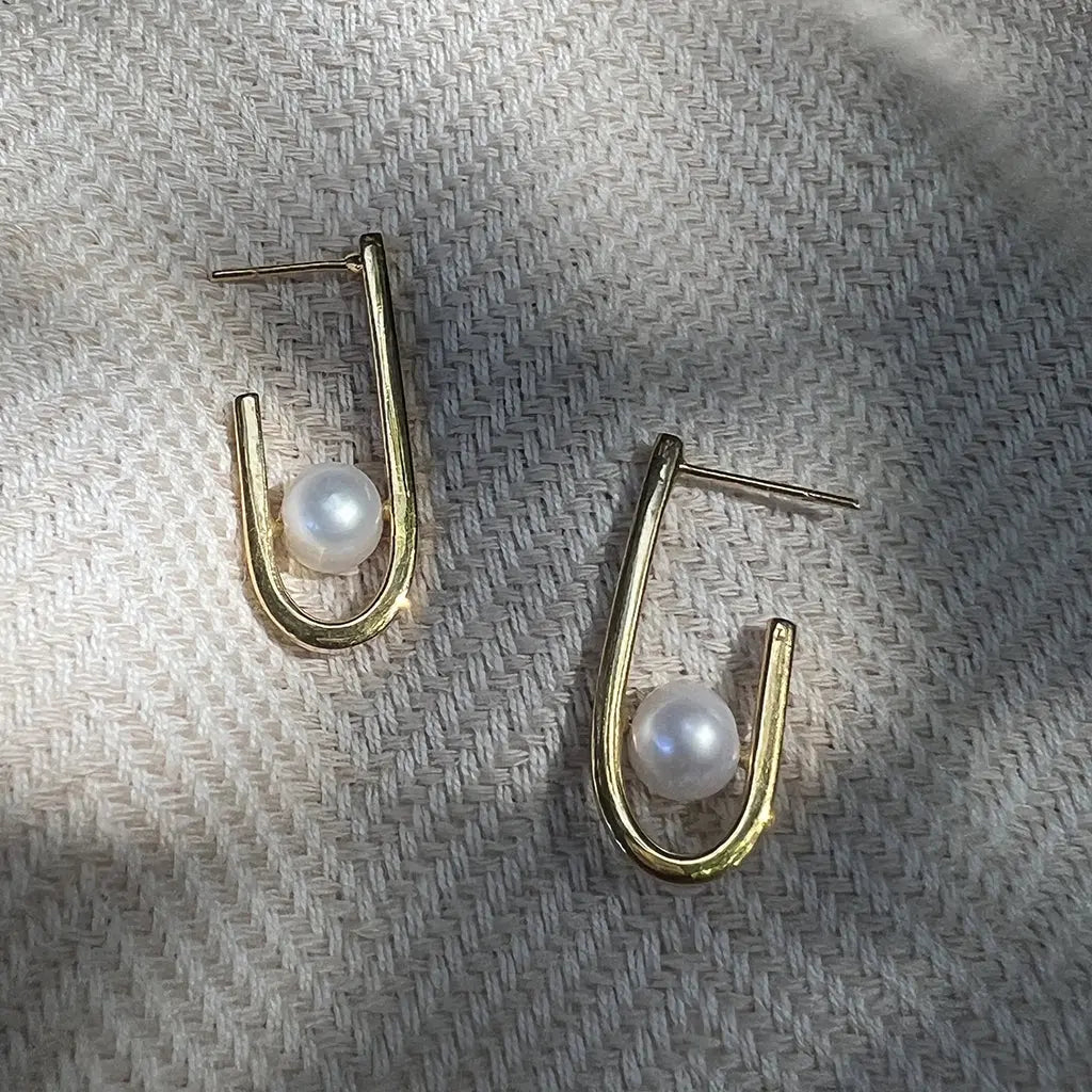 AERIN Freshwater Pearl Hoop Dangle Earrings – Aris Heartmade