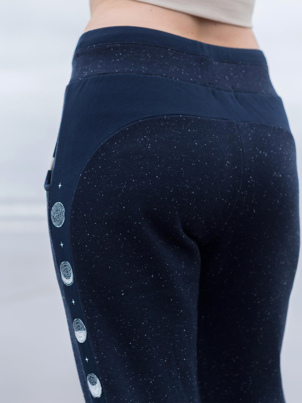 Pantalones deportivos Moonshine de Happy Earth