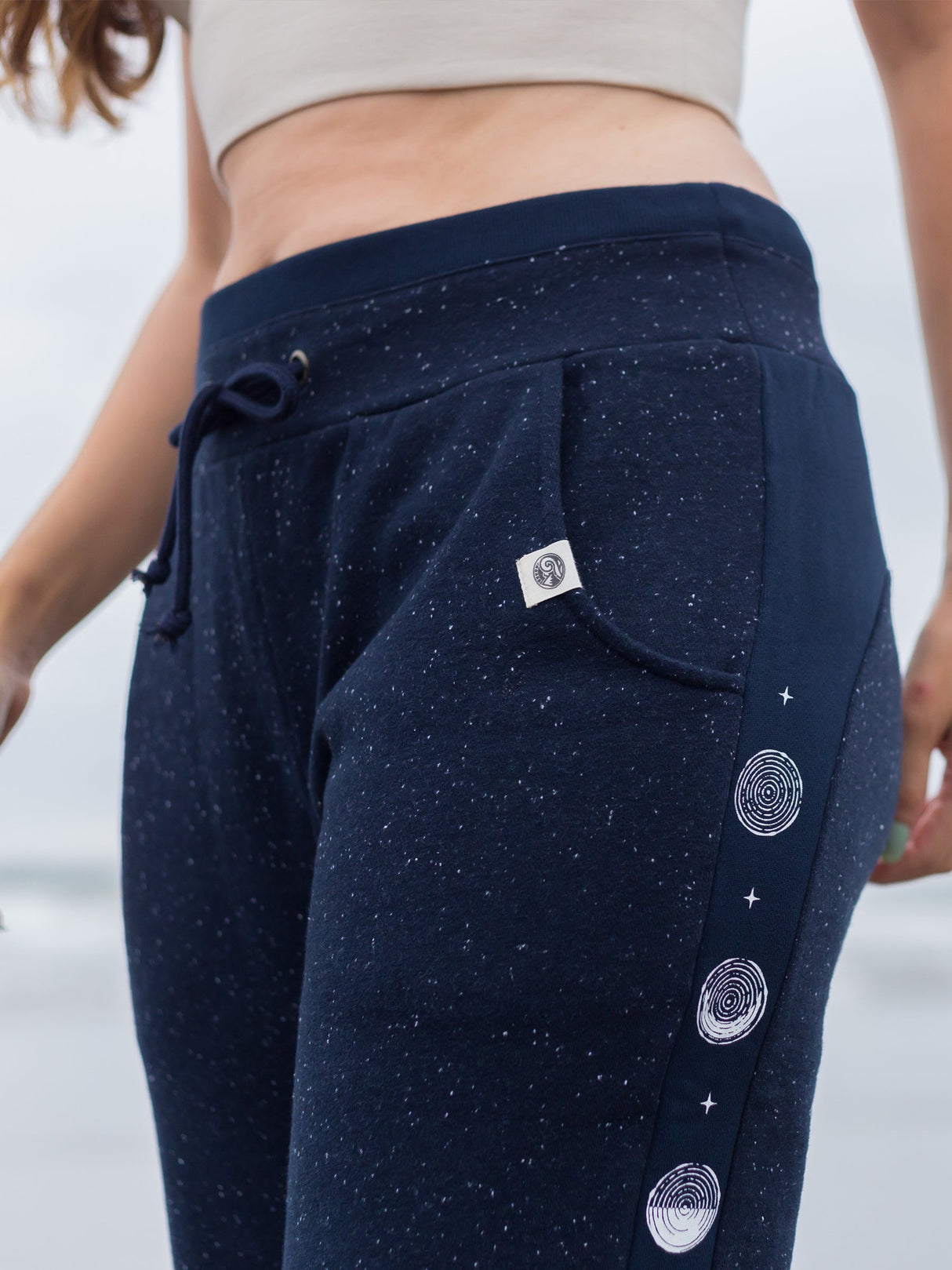 Pantalones deportivos Moonshine de Happy Earth