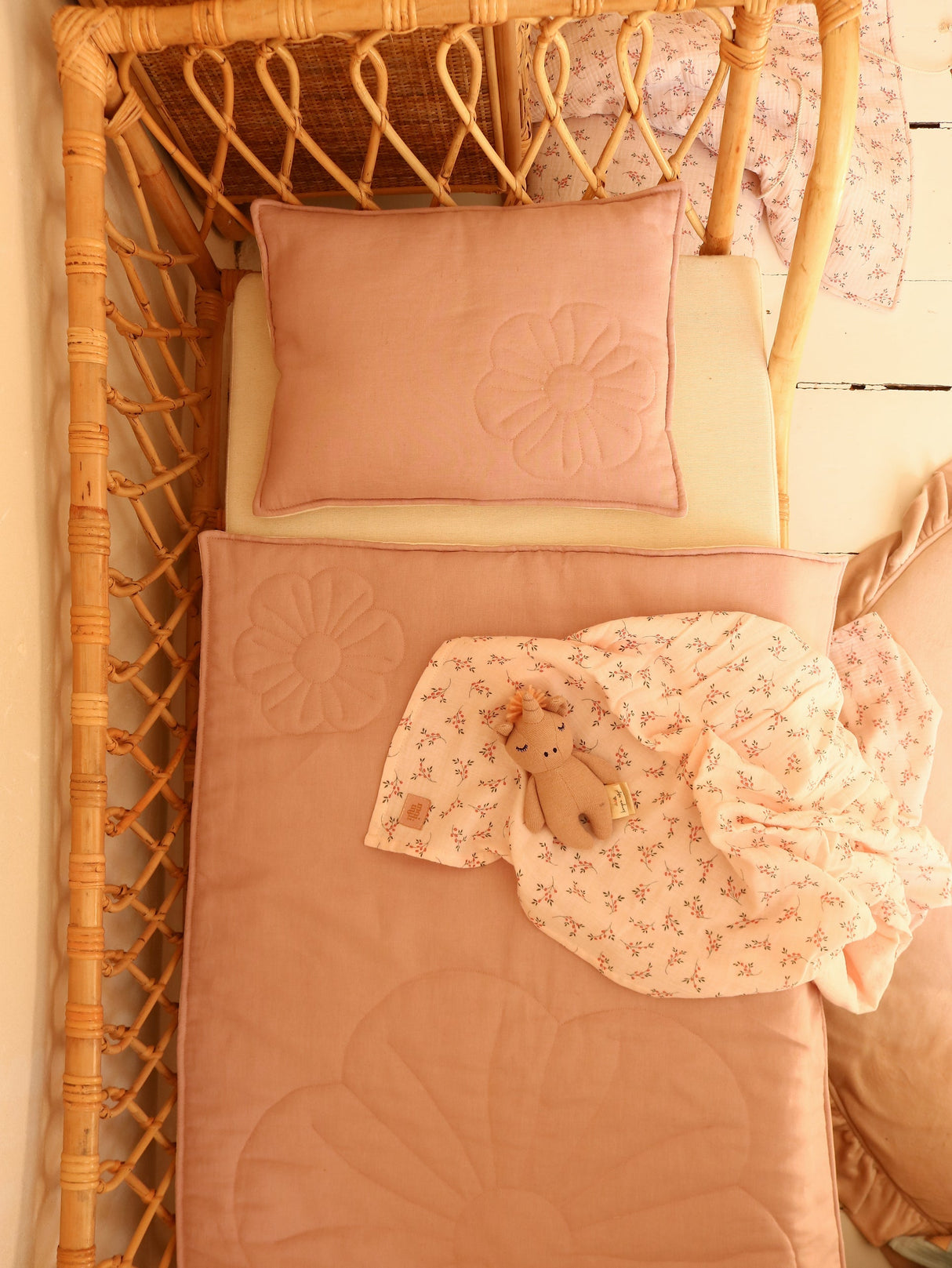 Linen "Powder Pink" Flower Child Cover Set by Moi Mili - Sumiye Co