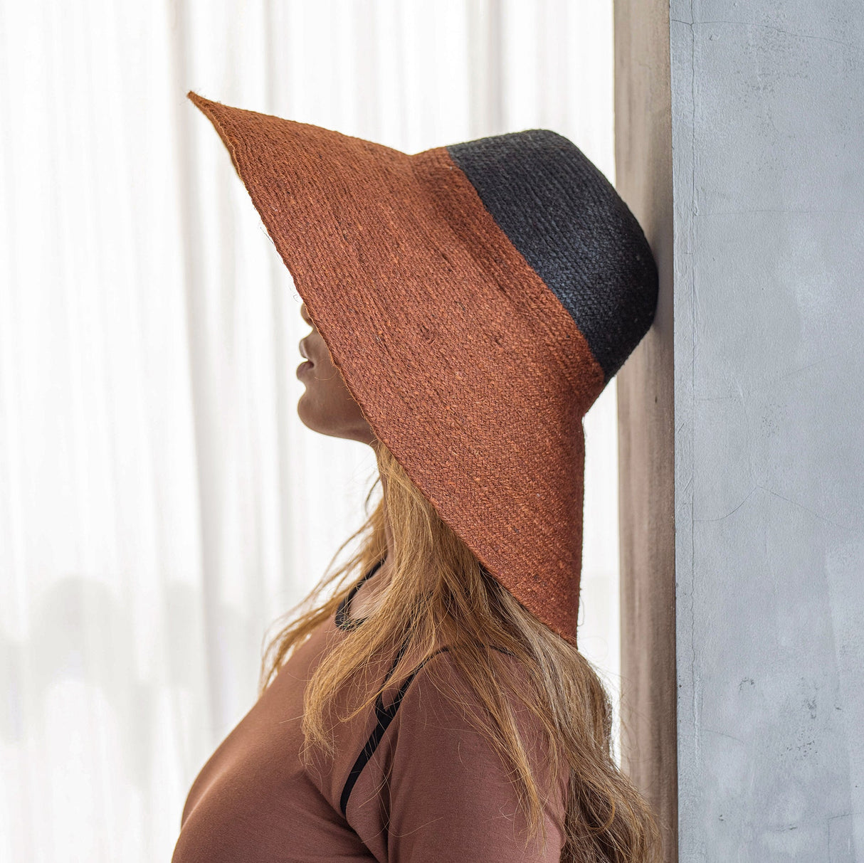 Jute Handwoven Straw Hat in Burnt Sienna & Black - Sumiye Co