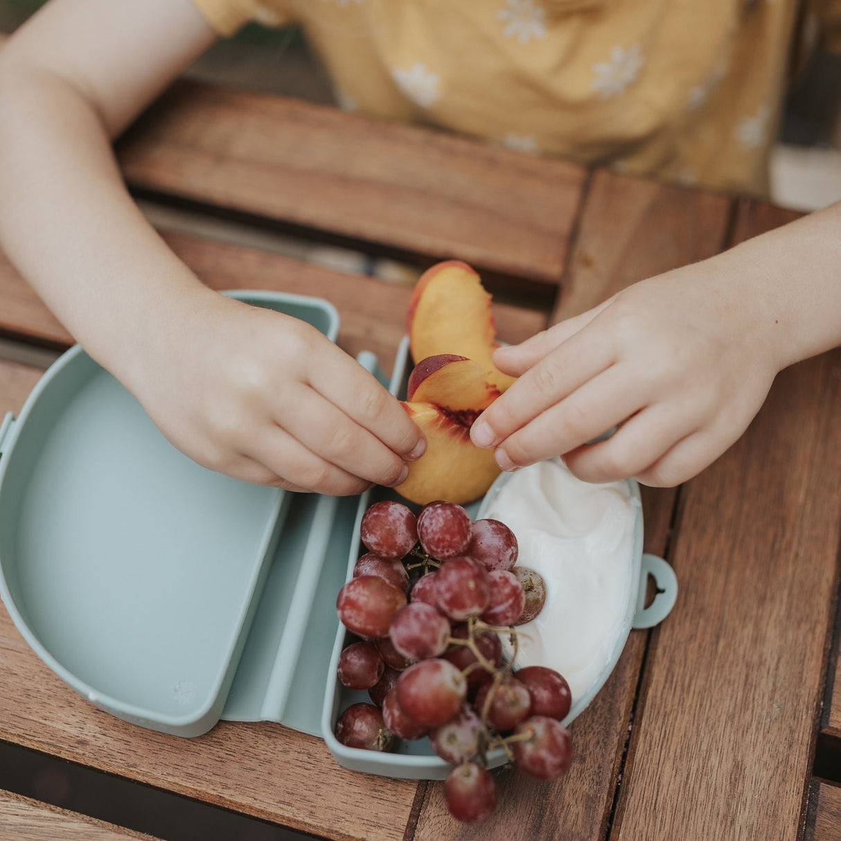 Silifold: Compact Children's Portable Plate - Sage