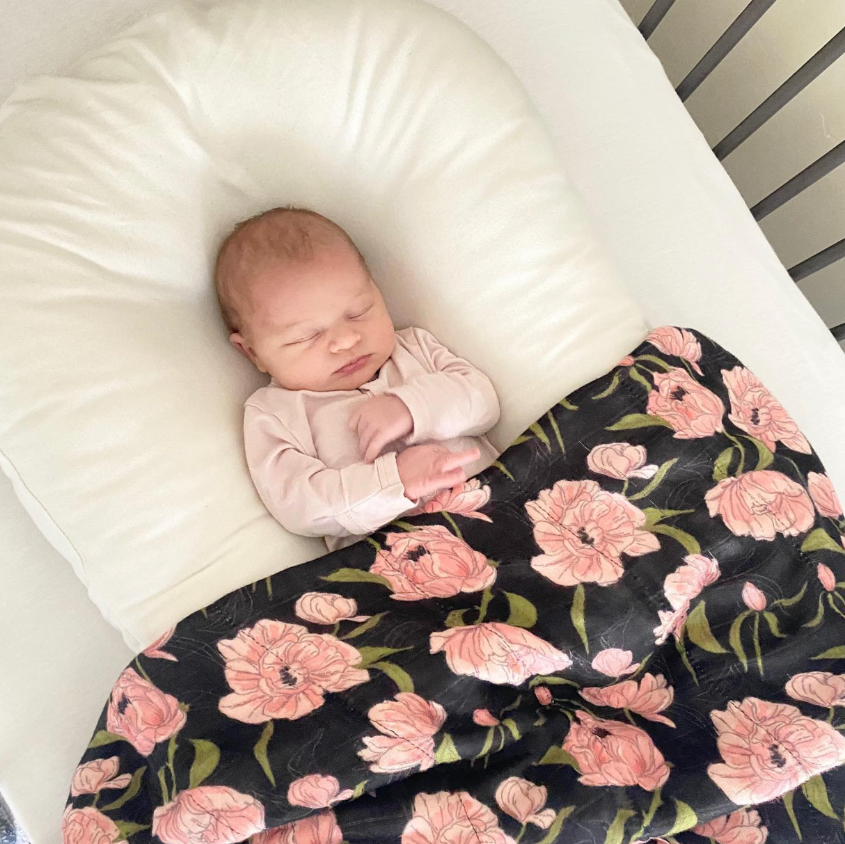 Blanket | Bamboo Muslin - Peonies & Pearl Polka Dot - Sumiye Co