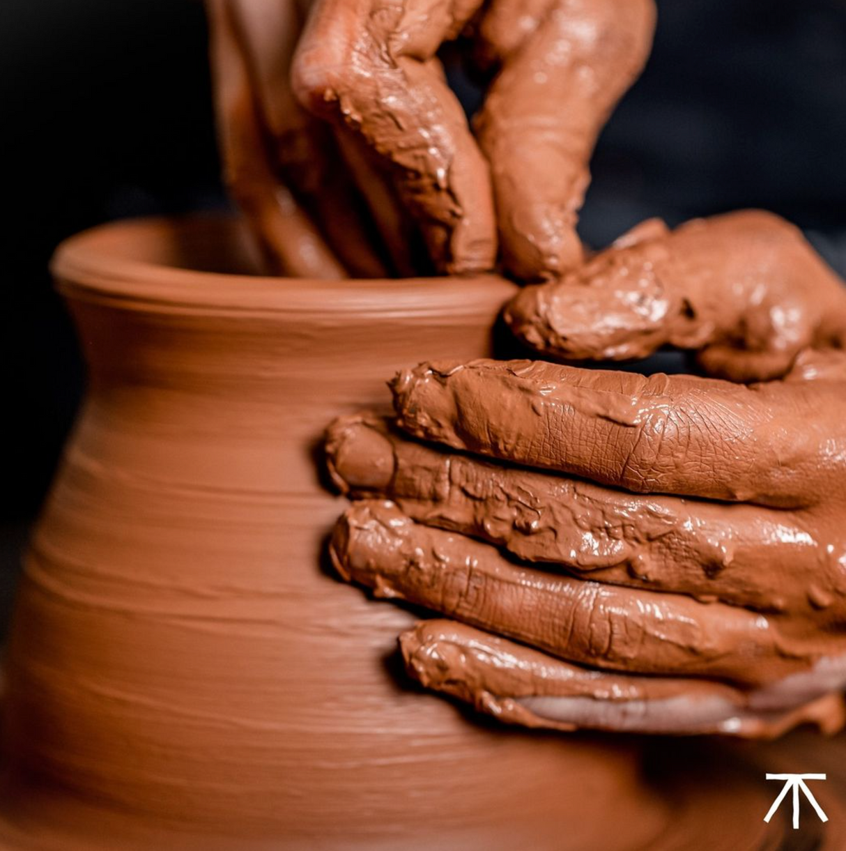 Faced Elevated Ceramic Bowl