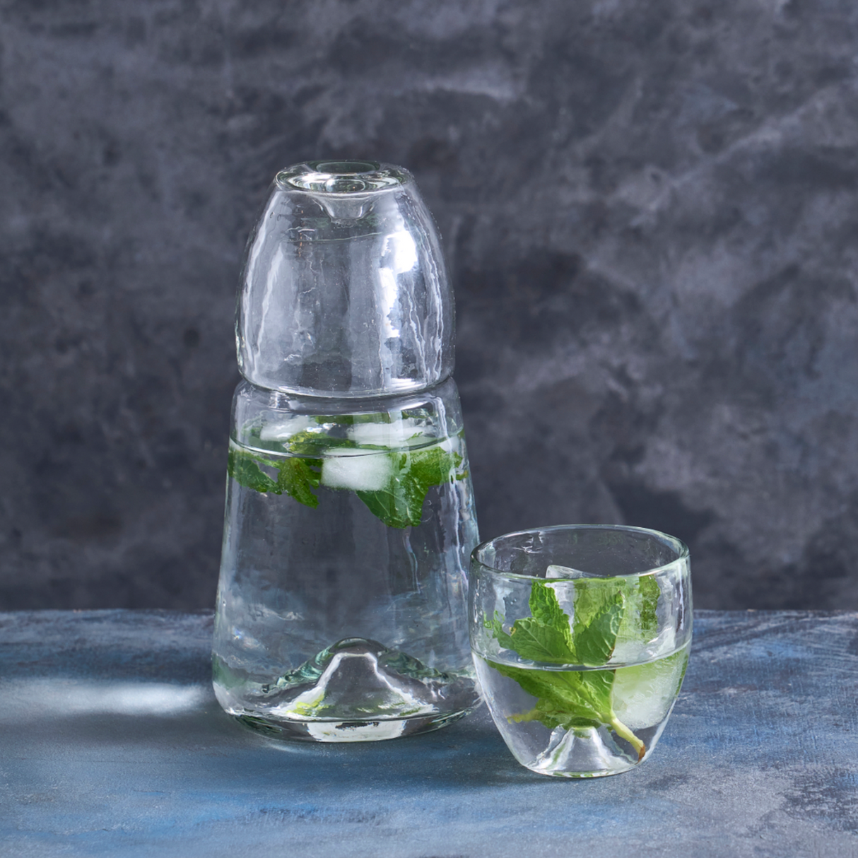 Pebbled Punt Glasses - Set of 4