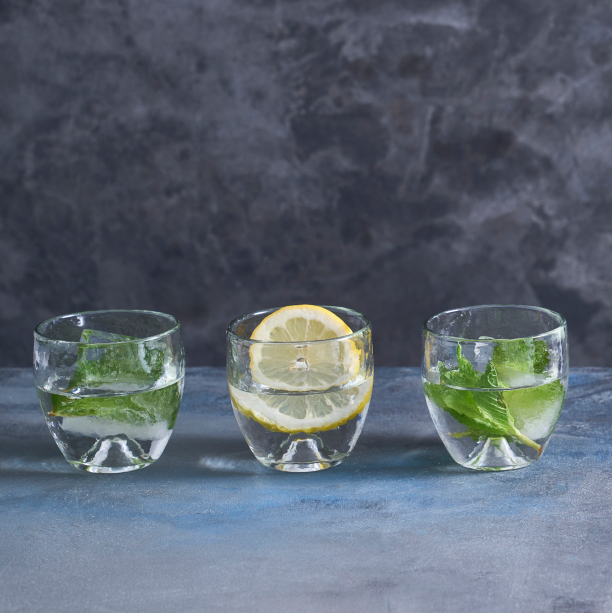 Pebbled Punt Glasses - Set of 4