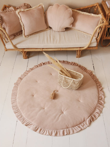 Soft Velvet “Latte” Mat with Frill - Sumiye Co