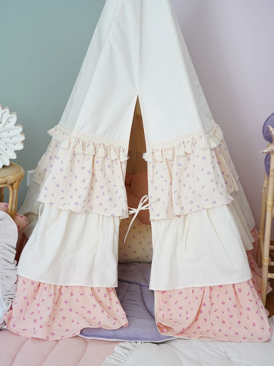 Teepee Tent "Forget-me-not" with Frills - Sumiye Co