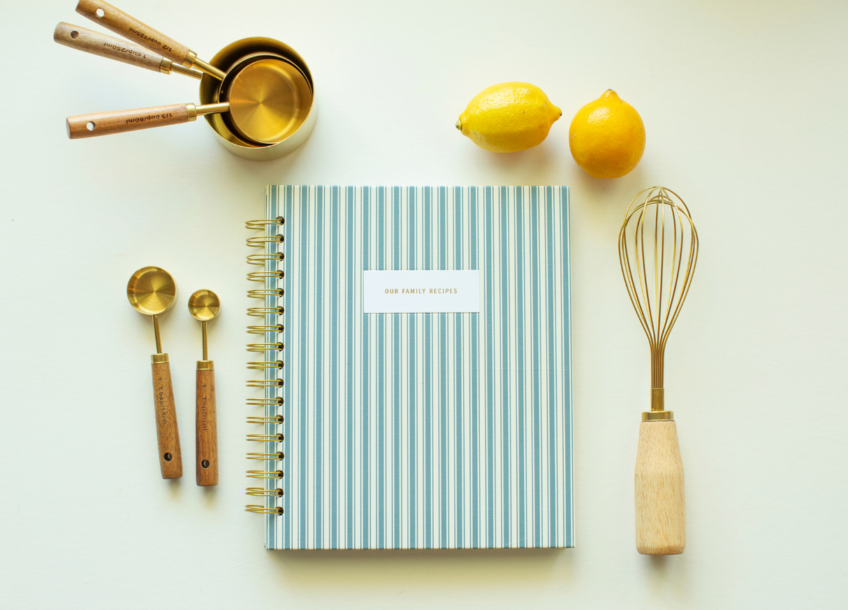 Our Family Recipes: A Meals and Memories Keepsake (Striped Linen)